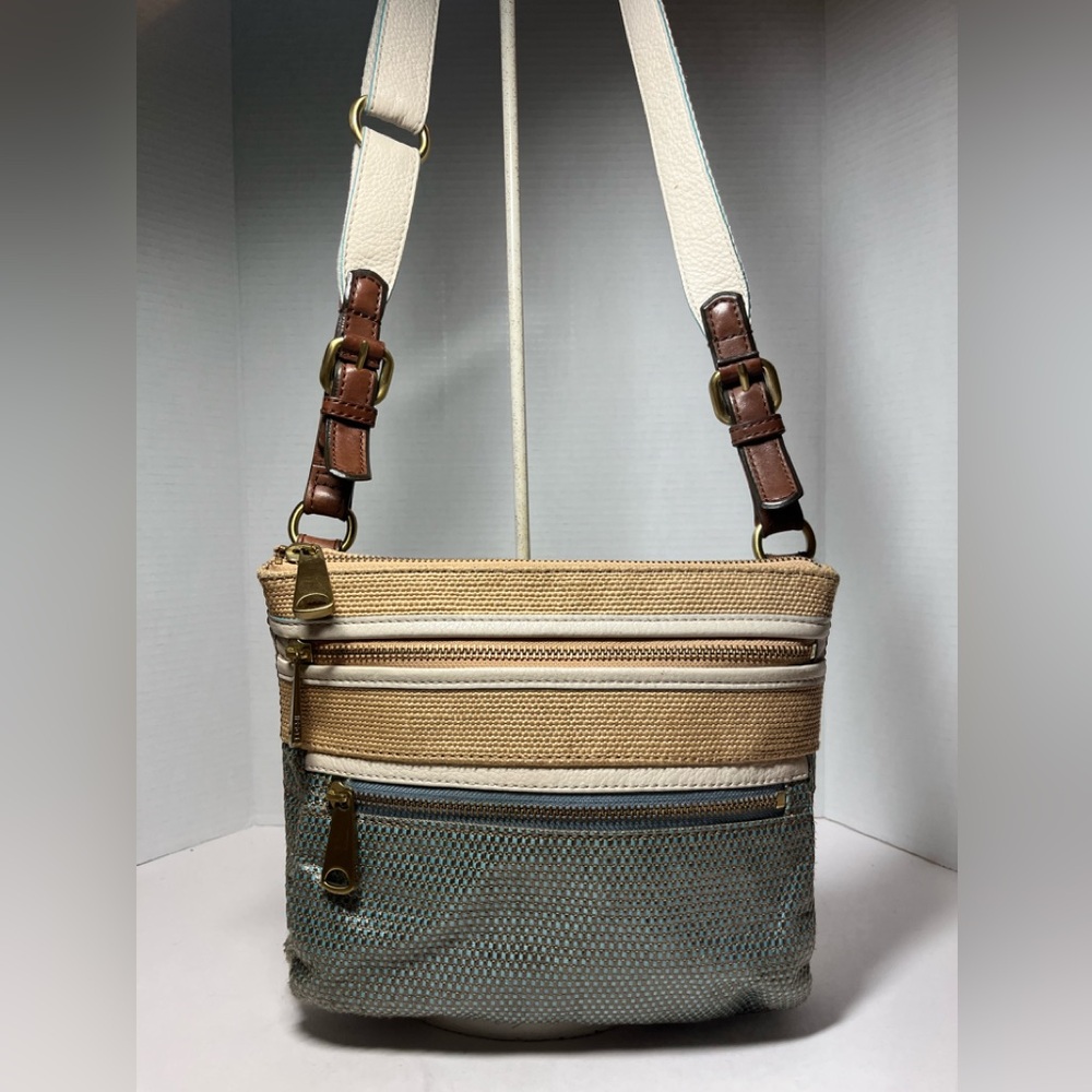 FOSSIL Explorer Woven Straw Triple Zip Hipster Crossbody Bag Blue-grey, Beige
